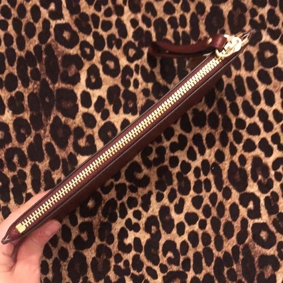 Brand New Michael Kors Genuine Leather Large Zip Clutch Wristlet in Merlot - Picture 9 of 13